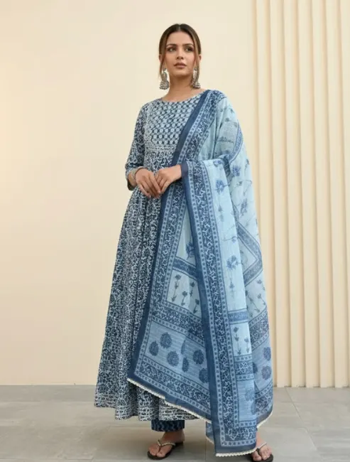 blue_dupatta_set